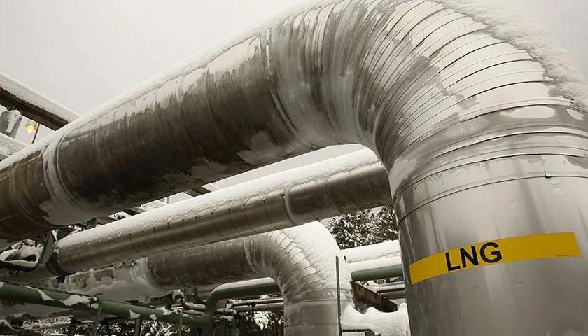 LNG 라인 배관 시스템